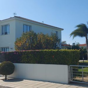 4 Bedroom House for Sale in Oroklini, Larnaca District