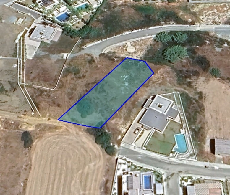 985m² Plot for Sale in Parekklisia, Limassol District