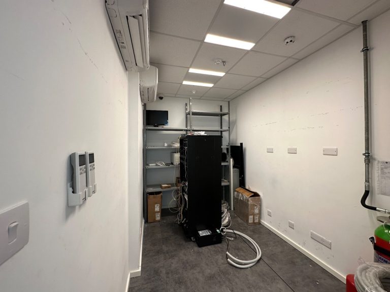 398m² Office for Sale in Limassol – Mesa Geitonia