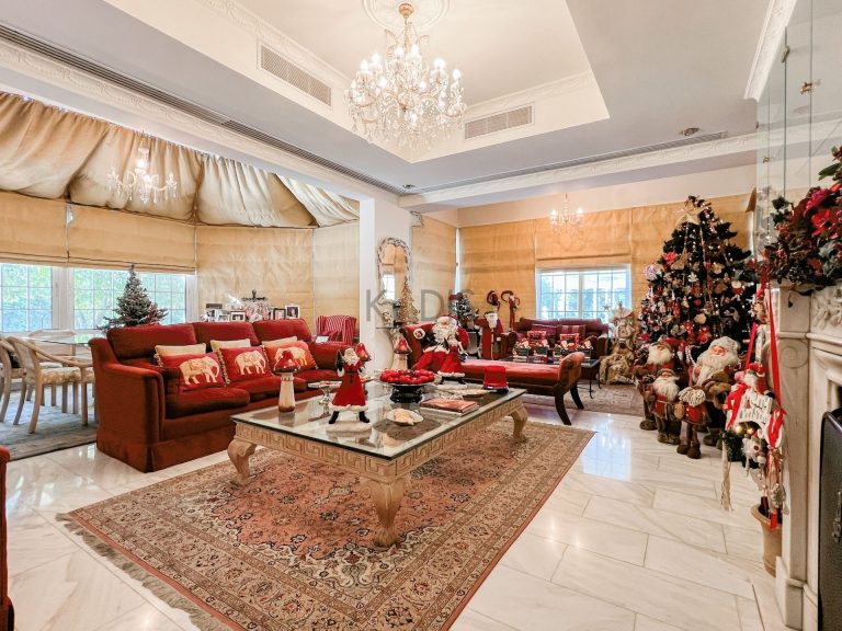 6+ Bedroom Villa for Sale in Strovolos, Nicosia District