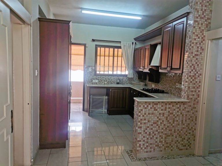 170m² Office for Rent in Limassol District