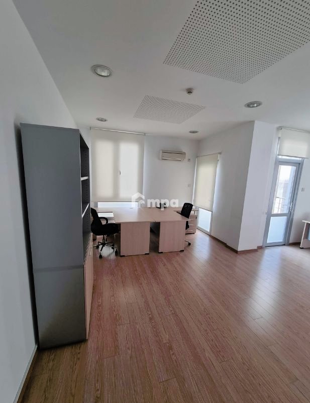 17m² Office for Rent in Nicosia District