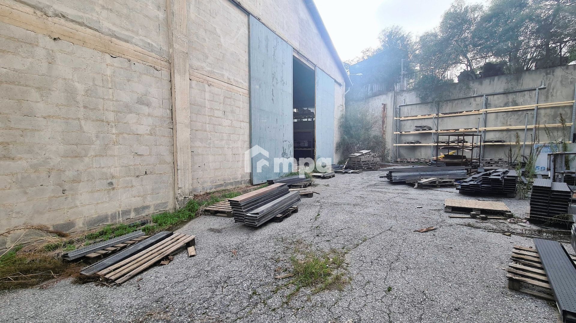 1800m² Commercial for Sale in Nicosia District