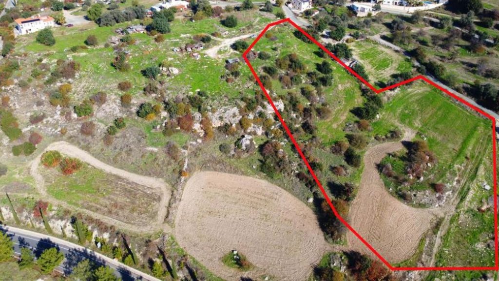 11,706m² Residential Plot for Sale in Peristerona Pafou, Paphos District