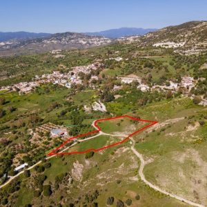 5,686m² Plot for Sale in Kelokedara, Paphos District