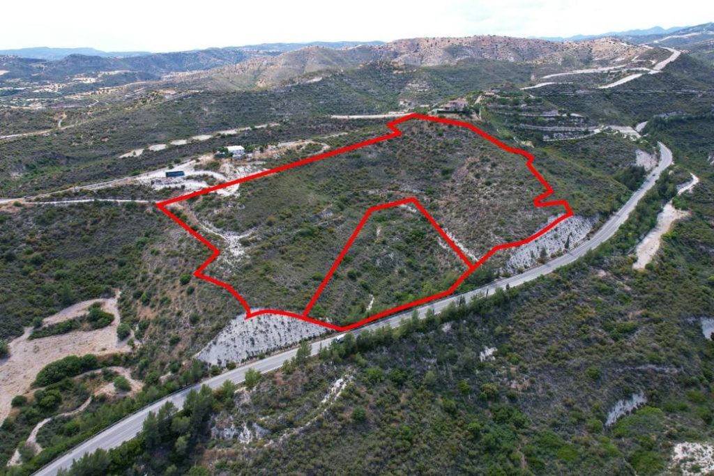 39,064m² Plot for Sale in Skarinou, Larnaca District