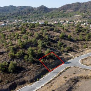 524m² Plot for Sale in Lythrodontas, Nicosia District