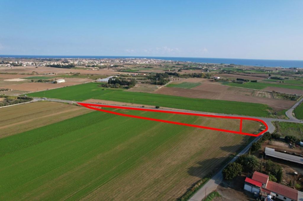 8,278m² Commercial Plot for Sale in Softades, Larnaca District