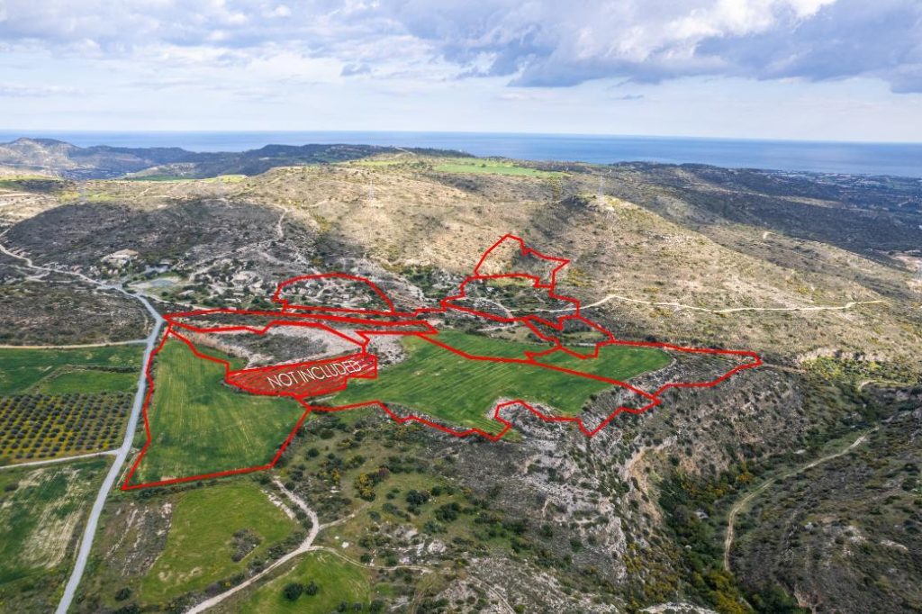 164,904m² Commercial Plot for Sale in Choirokoitia, Larnaca District