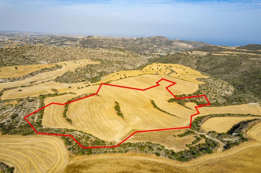 43,479m² Commercial Plot for Sale in Choirokoitia, Larnaca District