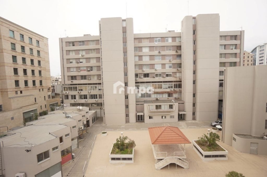 12m² Office for Rent in Nicosia District