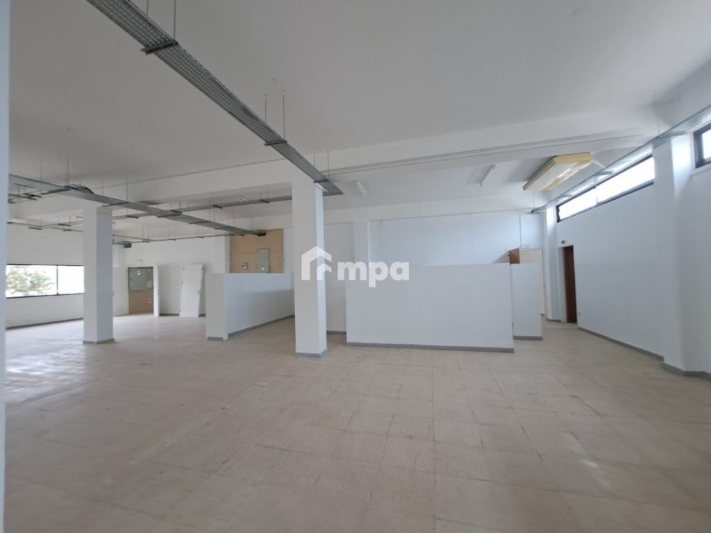 950m² Office for Rent in Latsia, Nicosia District