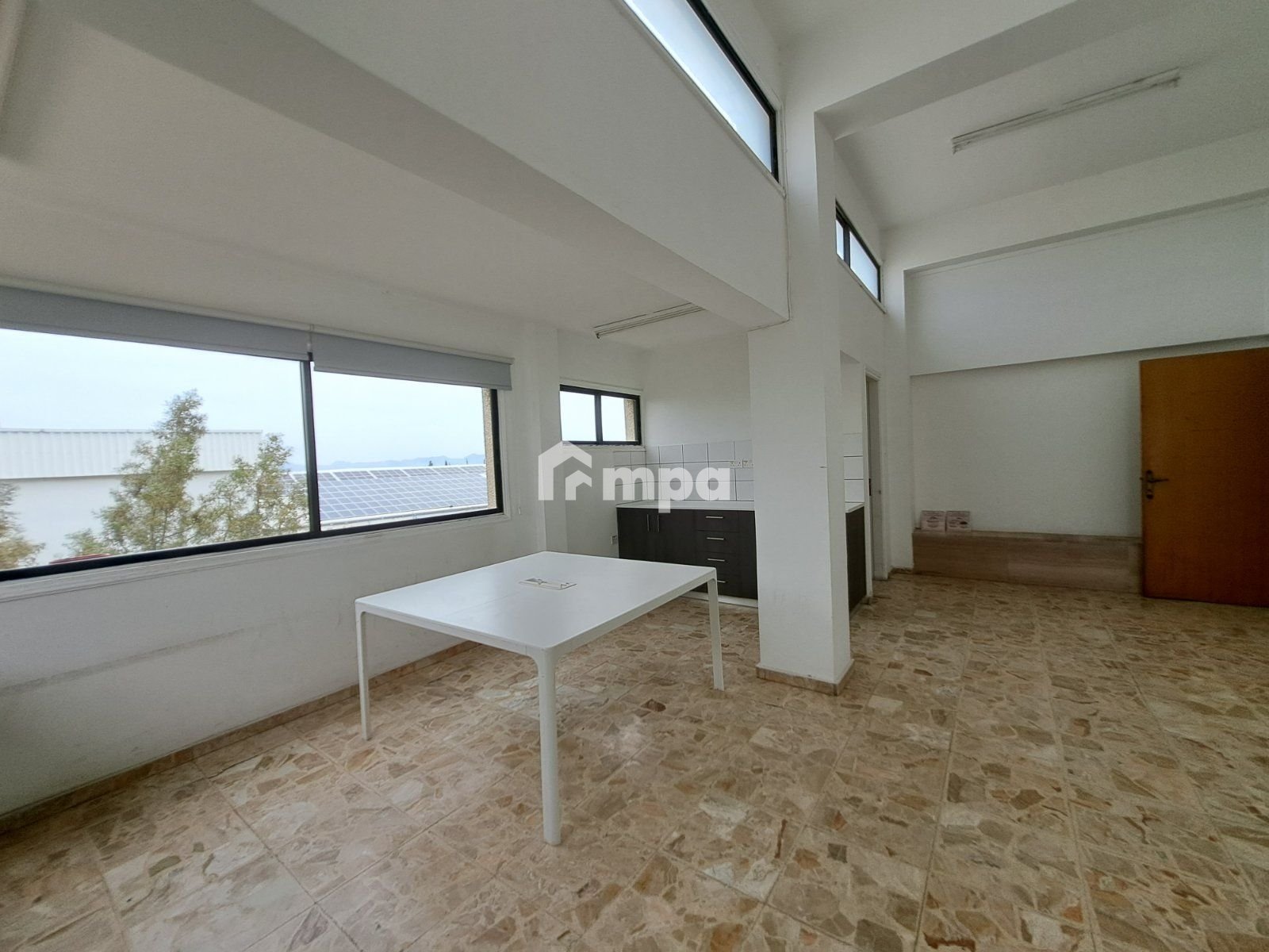 950m² Office for Rent in Latsia, Nicosia District