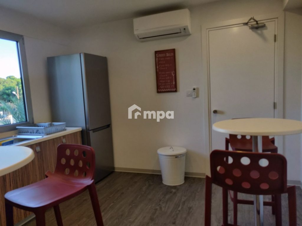 95m² Office for Rent in Strovolos, Nicosia District