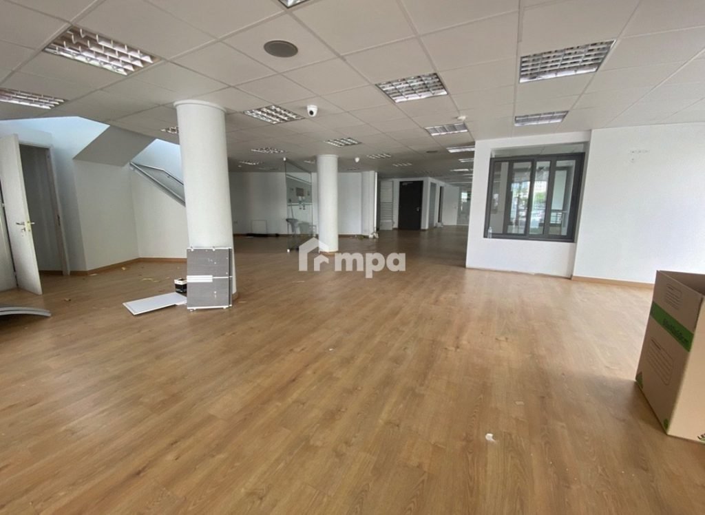 413m² Commercial for Rent in Strovolos, Nicosia District