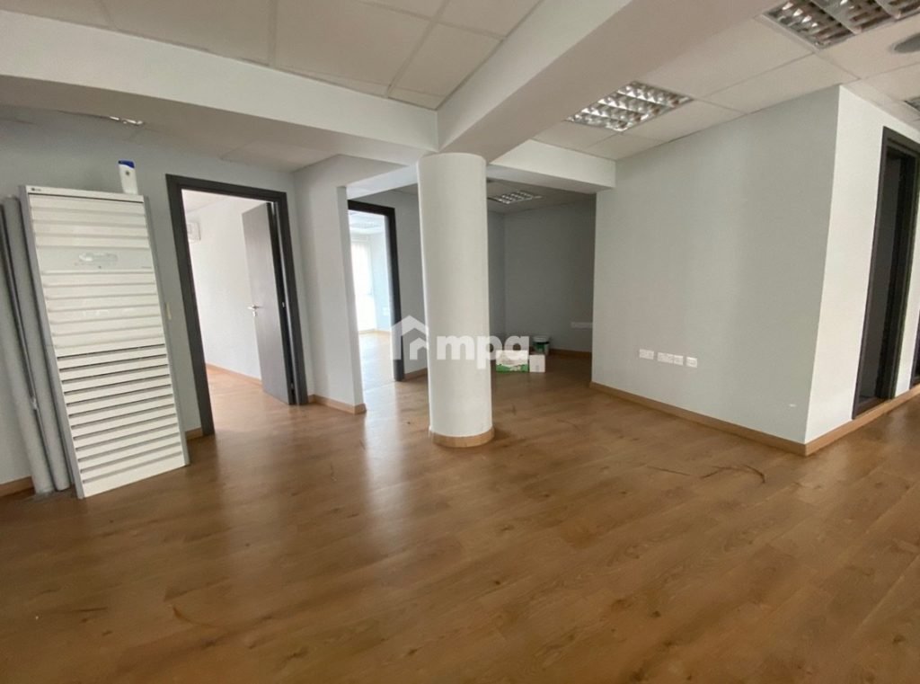 413m² Commercial for Rent in Strovolos, Nicosia District