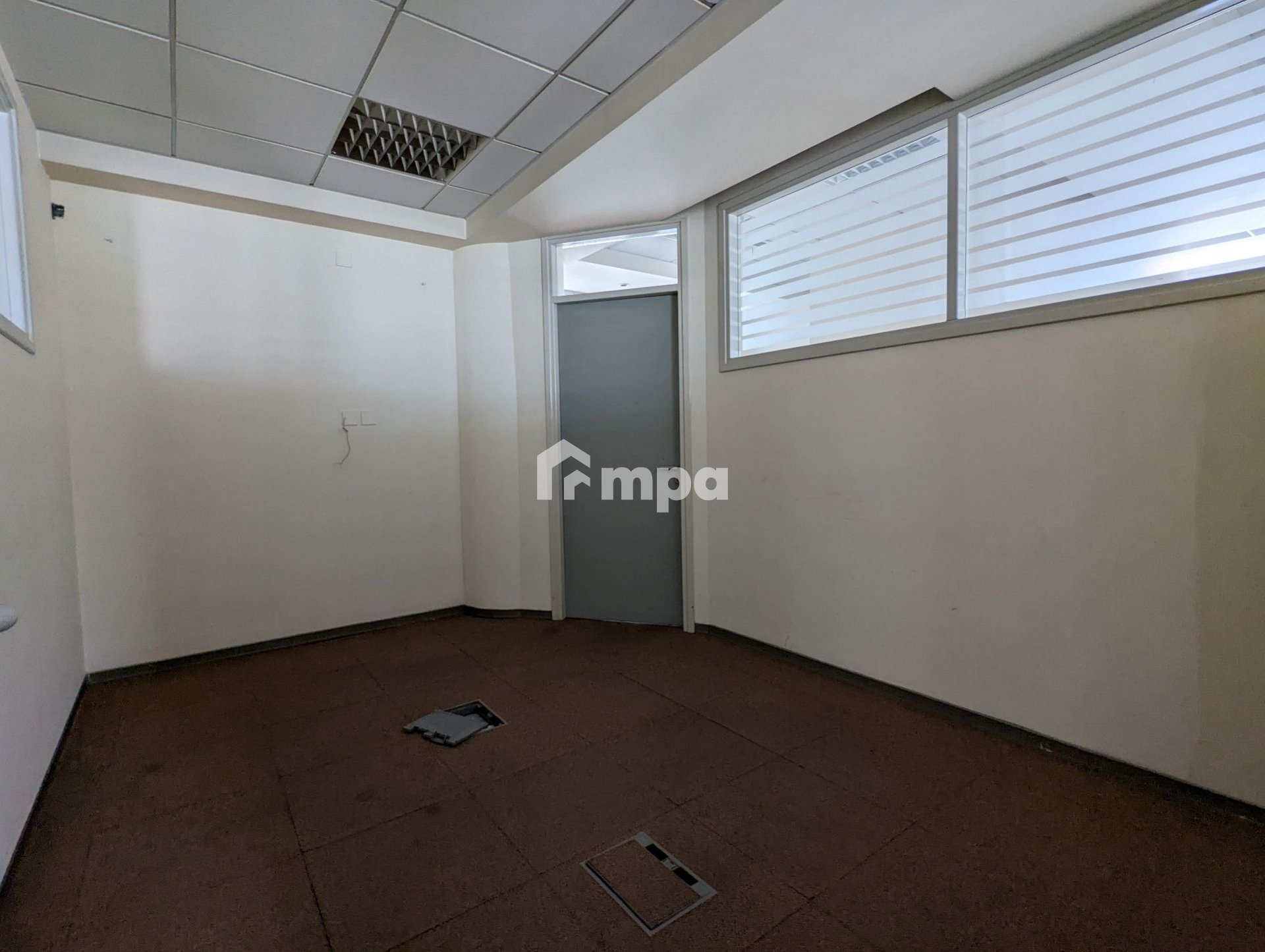 349m² Office for Rent in Nicosia District