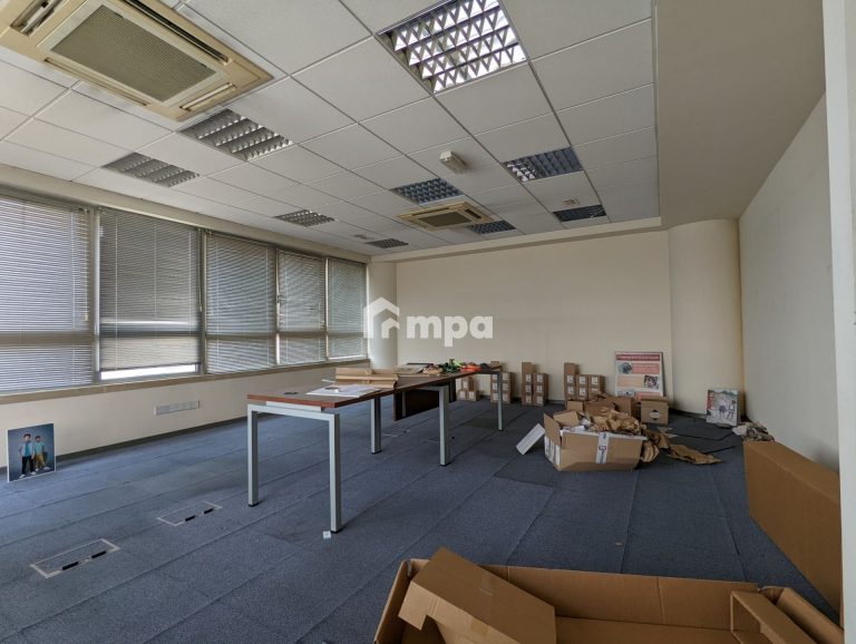 349m² Office for Rent in Nicosia District