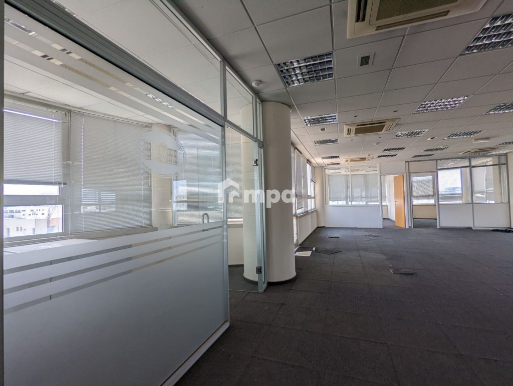 300m² Office for Rent in Nicosia District