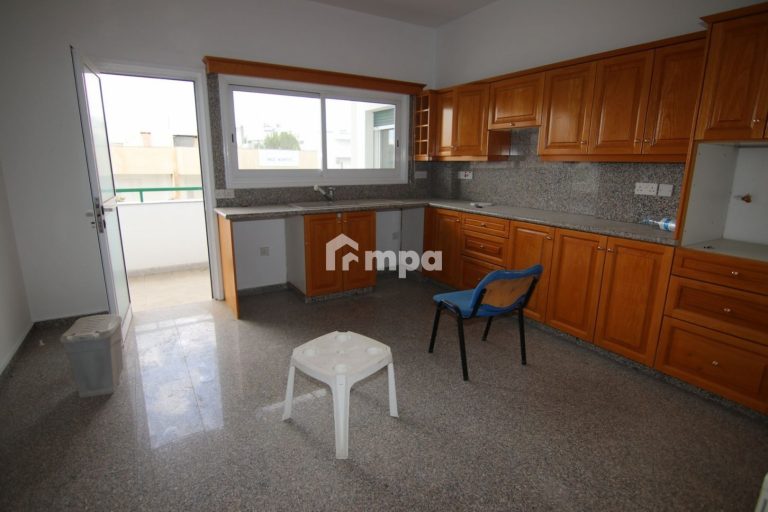 3 Bedroom Apartment for Rent in Strovolos, Nicosia District