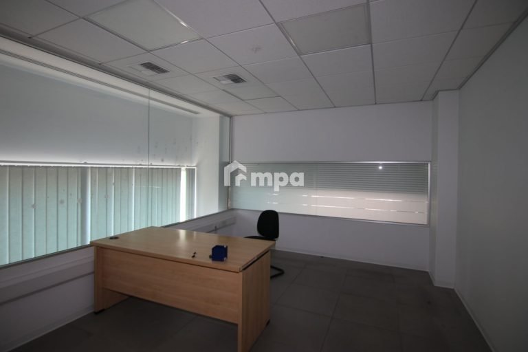 418m² Commercial for Rent in Nicosia District