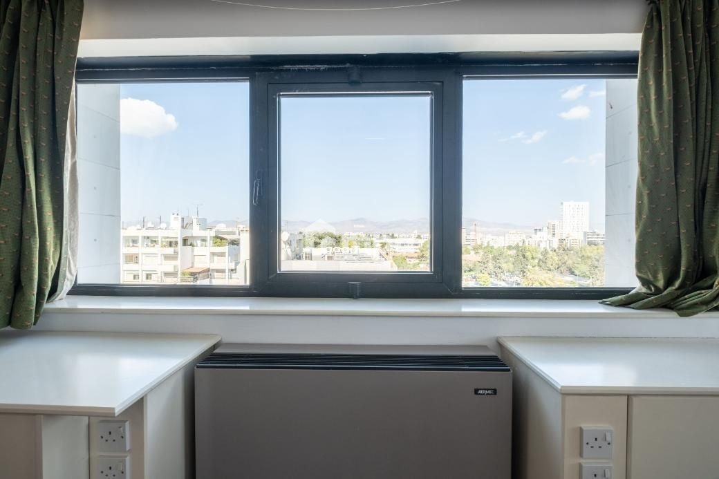 238m² Office for Rent in Agioi Omologites, Nicosia District