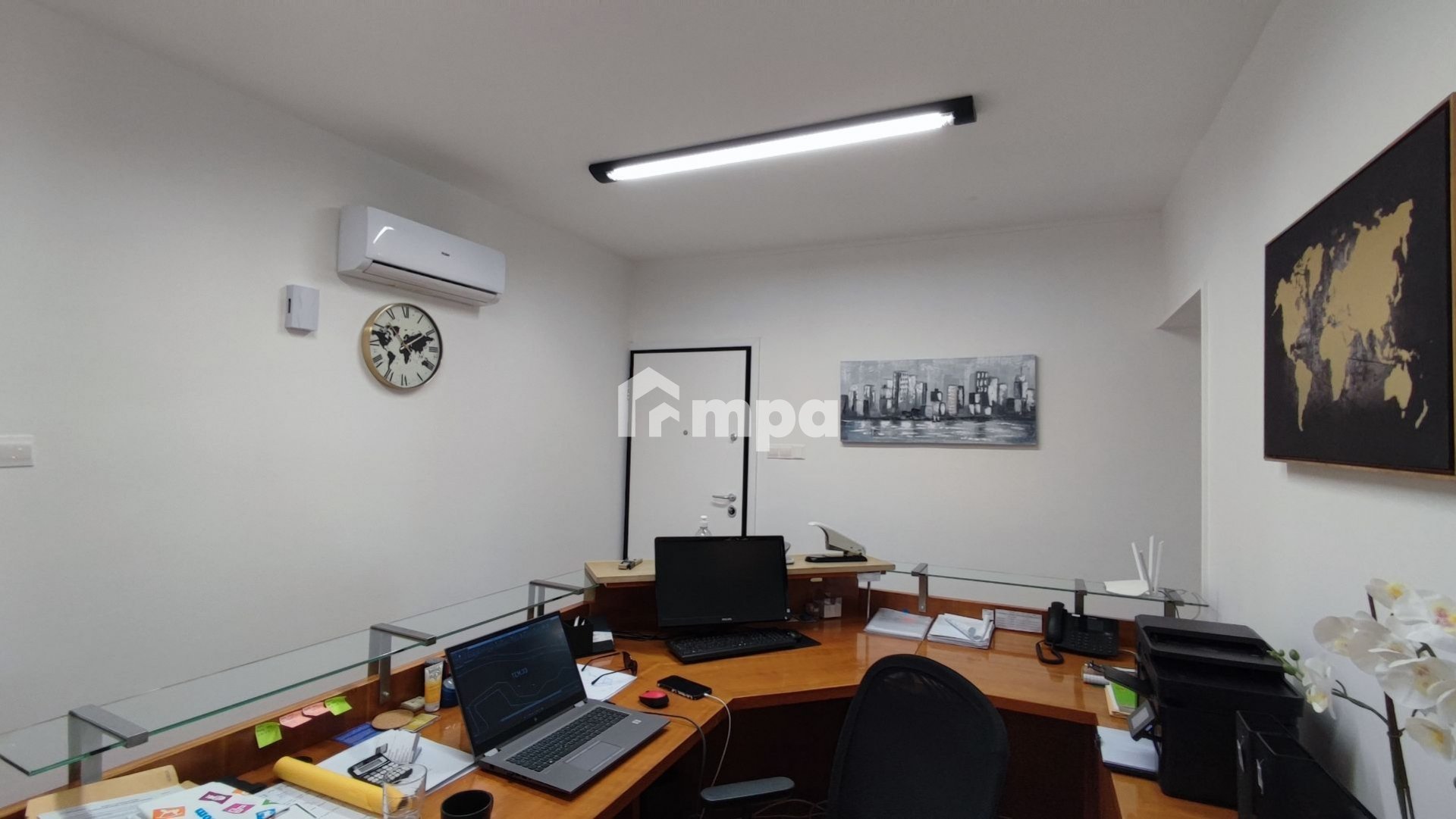 12m² Office for Rent in Nicosia District