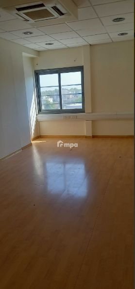 125m² Office for Rent in Engomi, Nicosia District