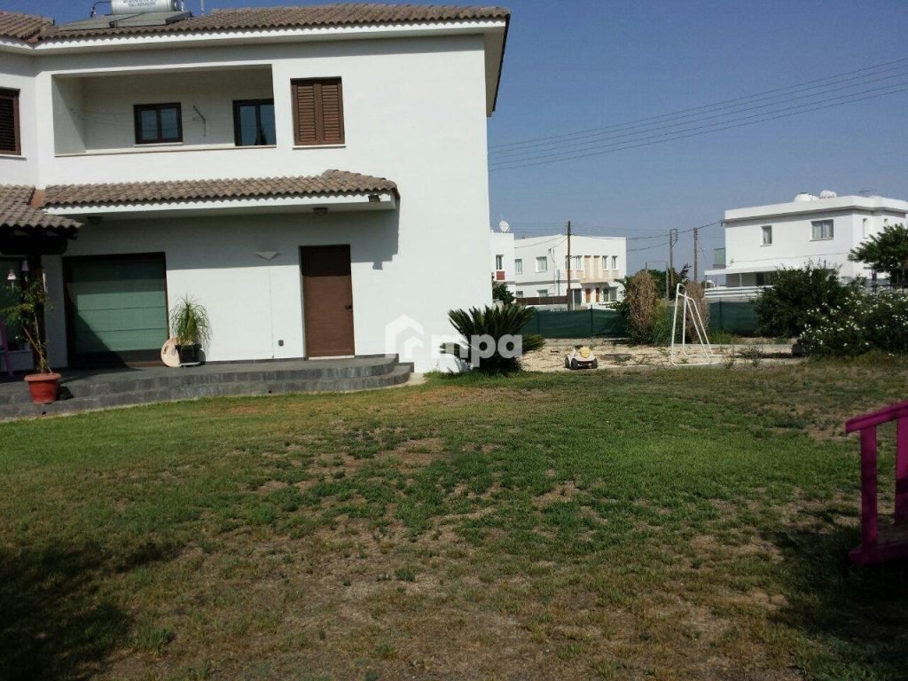 4 Bedroom House for Sale in Psimolofou, Nicosia District