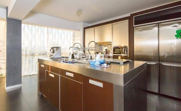 3 Bedroom Apartment for Sale in Strovolos, Nicosia District