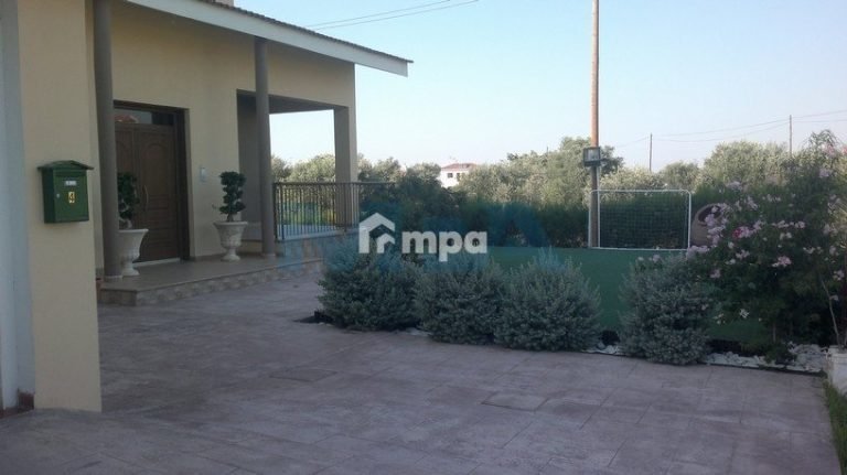 4 Bedroom House for Sale in Lakatamia, Nicosia District