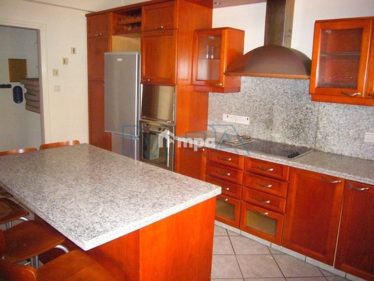 4 Bedroom House for Sale in Strovolos, Nicosia District