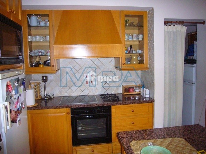 5 Bedroom House for Sale in Nicosia District