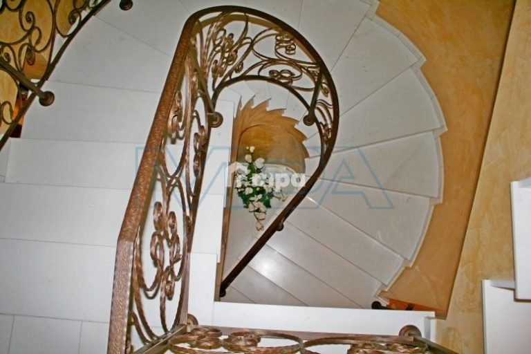 5 Bedroom House for Sale in Nicosia District