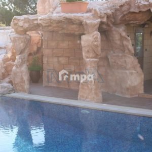 6+ Bedroom House for Sale in Agioi Trimithias, Nicosia District