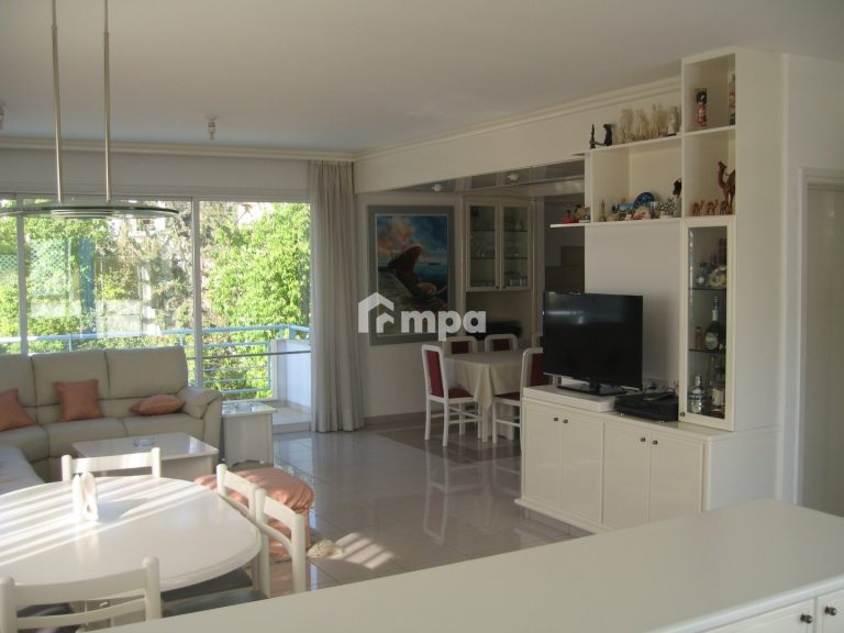 5 Bedroom House for Sale in Nicosia District