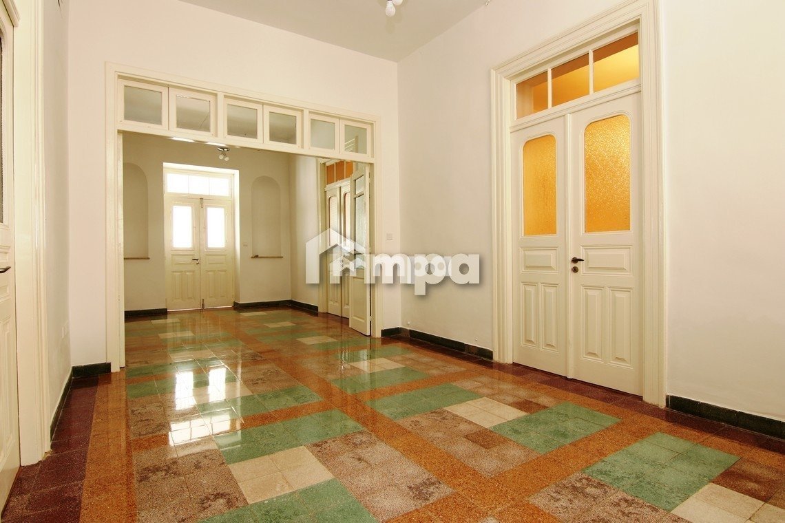 4 Bedroom House for Sale in Agioi Omologites, Nicosia District