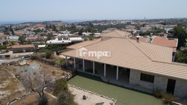 4 Bedroom House for Sale in Maroni, Larnaca District