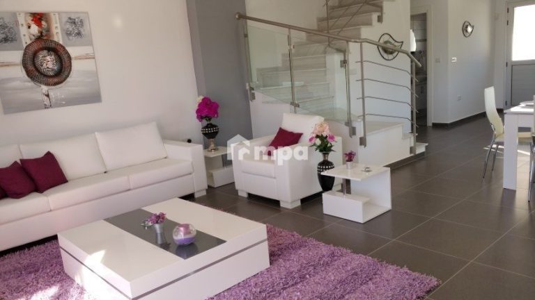 3 Bedroom House for Sale in Chlorakas, Paphos District