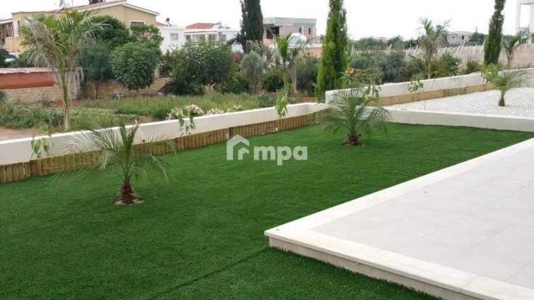 Cheap Houses and Villas for Sale Paphos up to 500000 euro