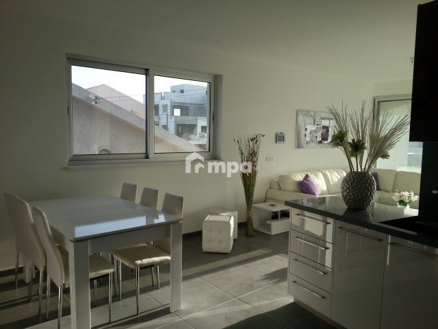 2 Bedroom Apartment for Sale in Agioi Omologites, Nicosia District