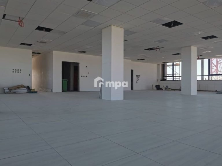 430m² Commercial for Sale in Nicosia District