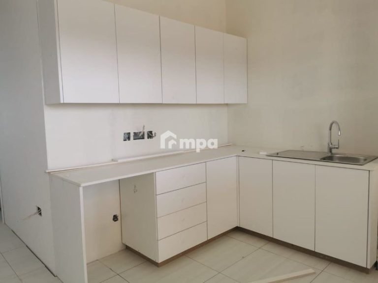 320m² Office for Sale in Nicosia District