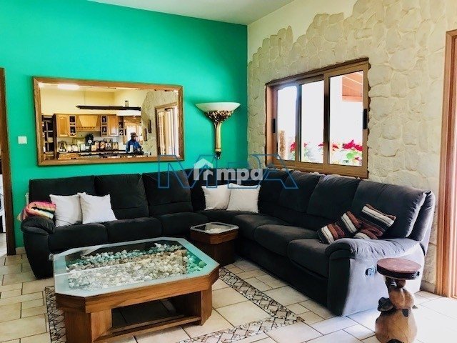 6+ Bedroom House for Sale in Psimolofou, Nicosia District
