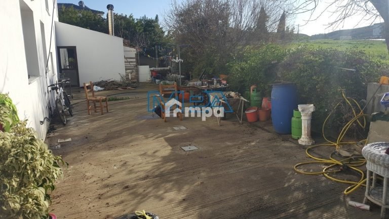 5 Bedroom House for Sale in Nicosia District