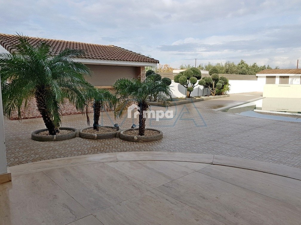 4 Bedroom House for Sale in Agioi Trimithias, Nicosia District