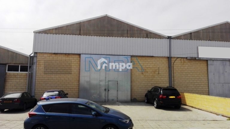 650m² Commercial for Sale in Strovolos, Nicosia District