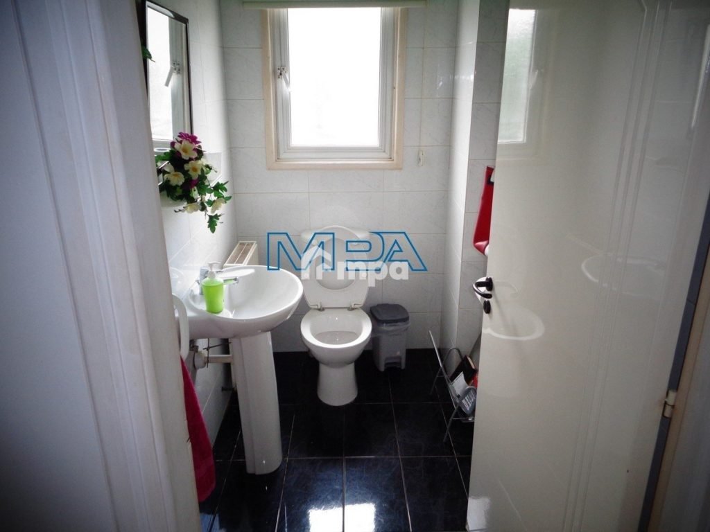 4 Bedroom House for Sale in Latsia, Nicosia District