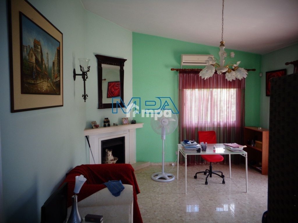 4 Bedroom House for Sale in Latsia, Nicosia District
