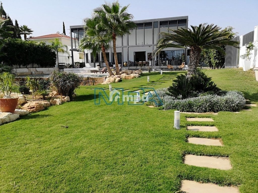 4 Bedroom House for Sale in Engomi, Nicosia District